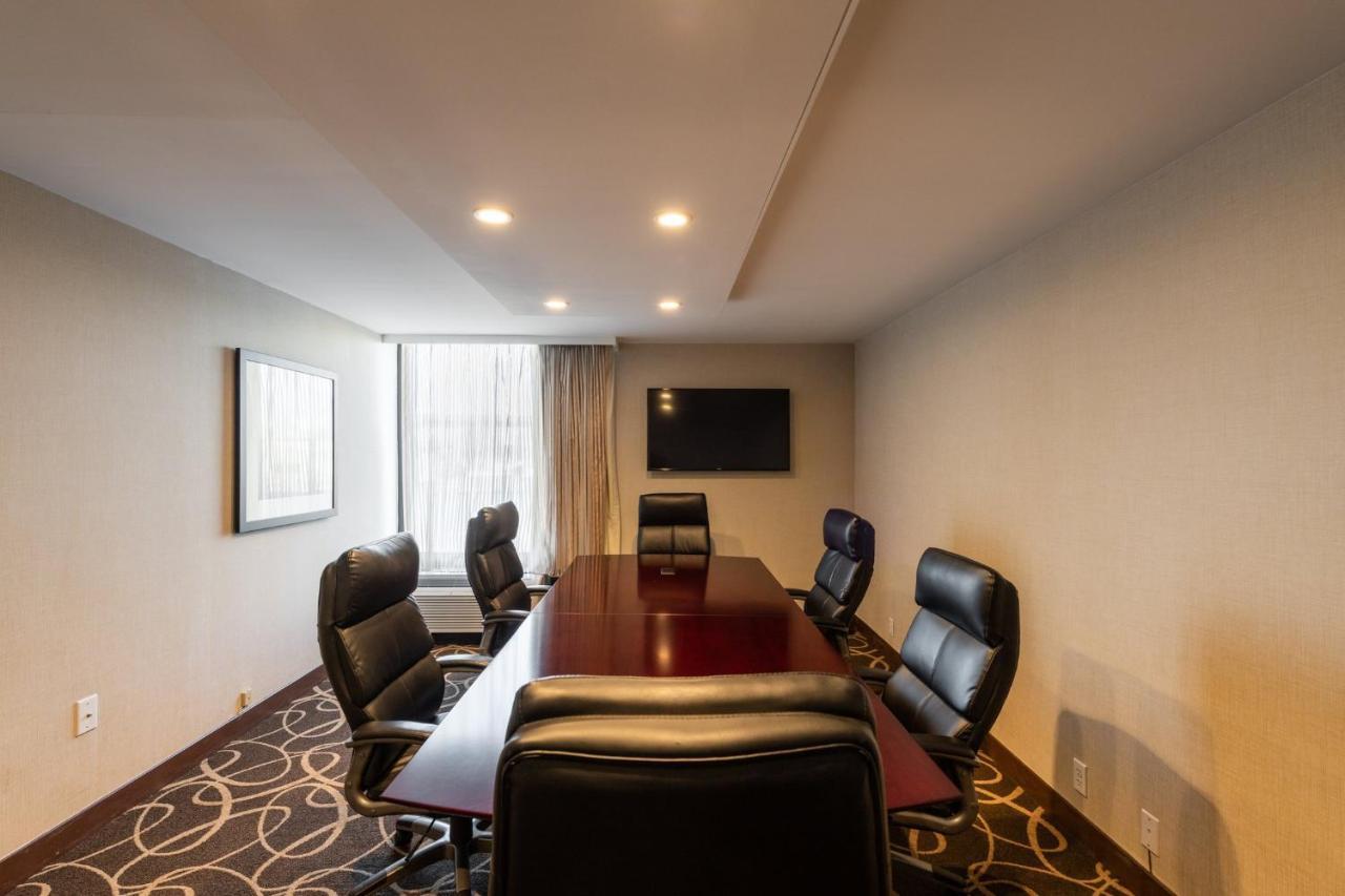 Hotel Crowne Plaza Newark Airport By Ihg Elizabeth Zewnętrze zdjęcie